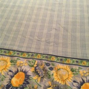 Duvet cover full/Queen blue sunflower. Shams pillow cases, cafe curtain